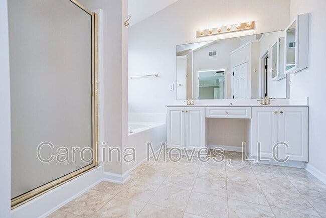 Building Photo - 317 Waterton Way