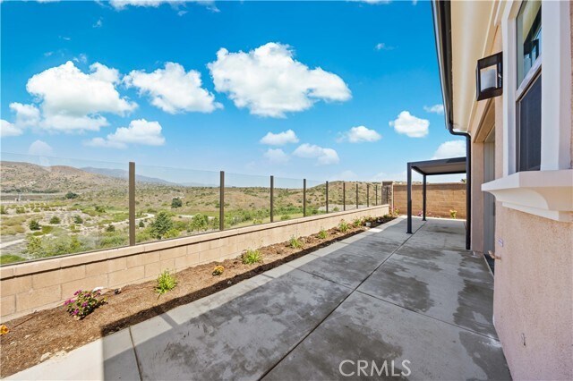 Building Photo - 130 Mossvine