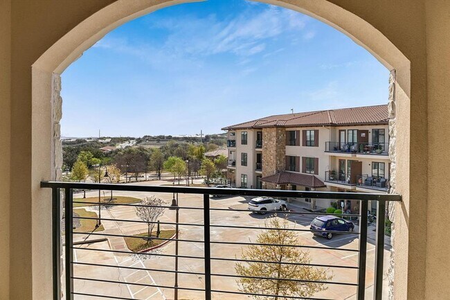 Building Photo - 104 Bella Toscana Ave