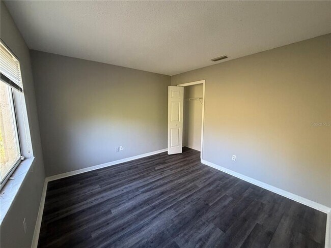 Building Photo - 11701 Brenford Crest Dr