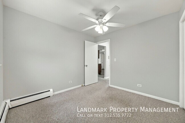 Building Photo - 448 Lincoln Ln