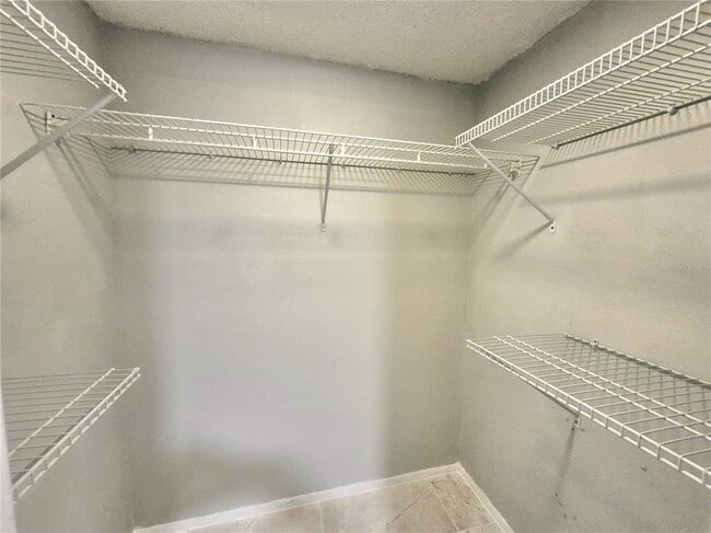 Building Photo - 222 Caryl Way