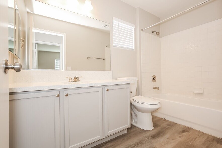 Building Photo - 5325 Cholla Blossom Ct