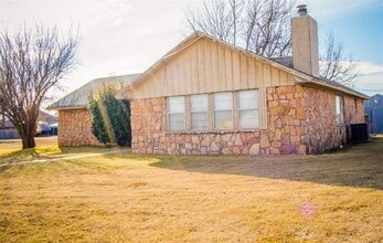 Building Photo - 509 F St
