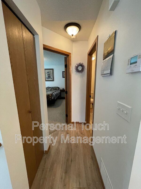 Building Photo - 2580 5th St W