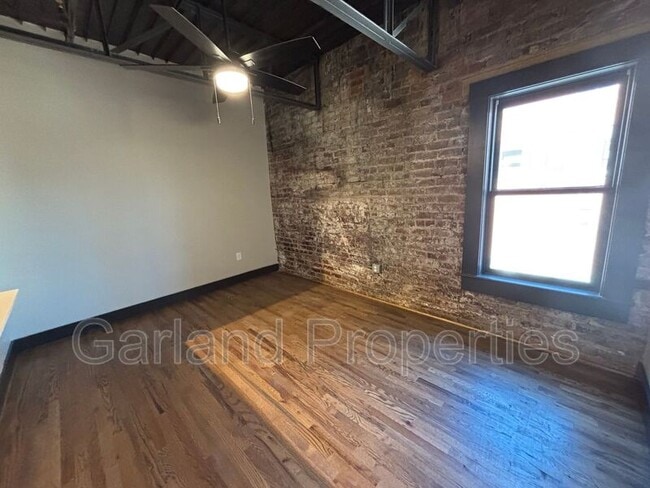 Building Photo - 0 1st St NE