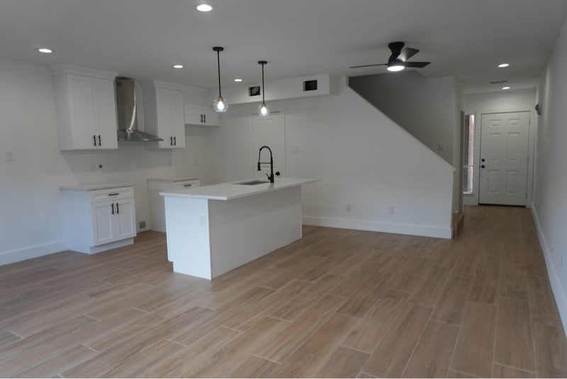 Building Photo - 11840 Barryknoll Ln