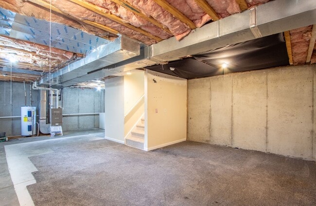 Building Photo - 247 Academy Ln