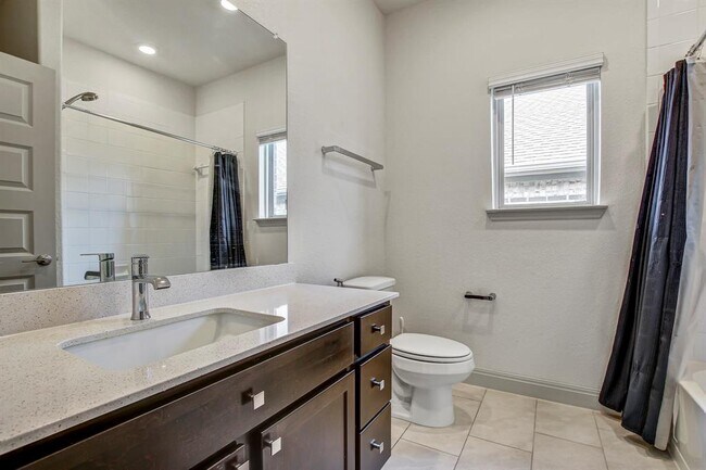 Building Photo - 18012 Stefano Dr