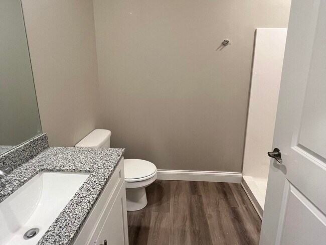 Building Photo - 813 Brush Crk St