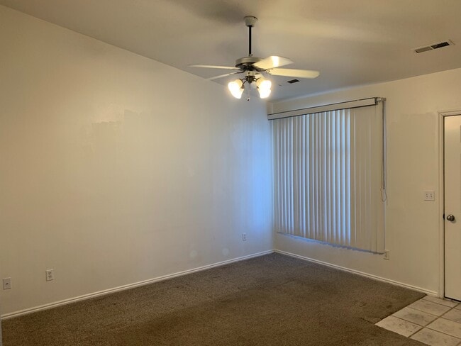 Building Photo - Riviera Palms Condo