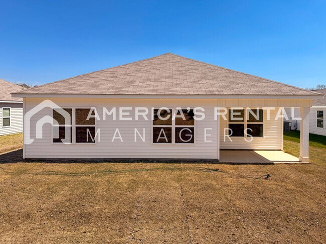 Building Photo - 9908 Sequoyah Cv Dr SE