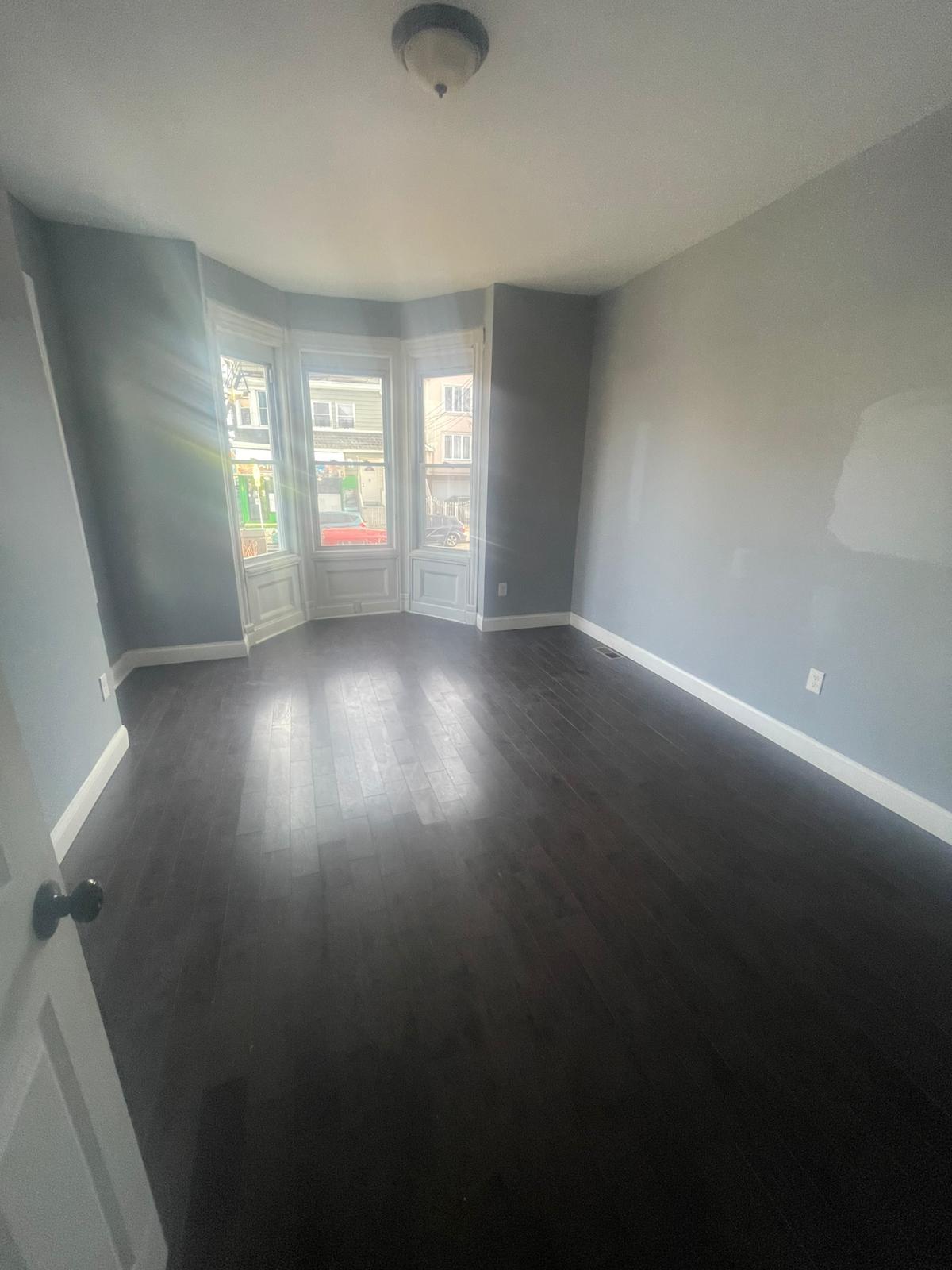 Unit 1 - 145 Sherman Ave
