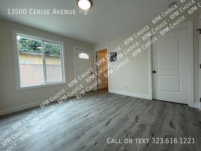 Building Photo - 13500 Cerise Ave