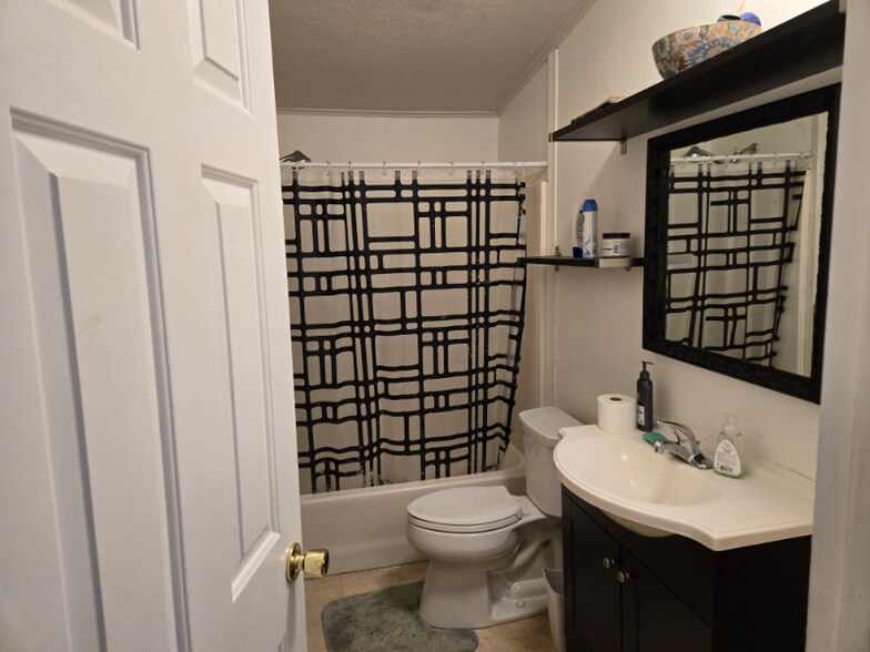 Building Photo - 40721 NE Munch Rd