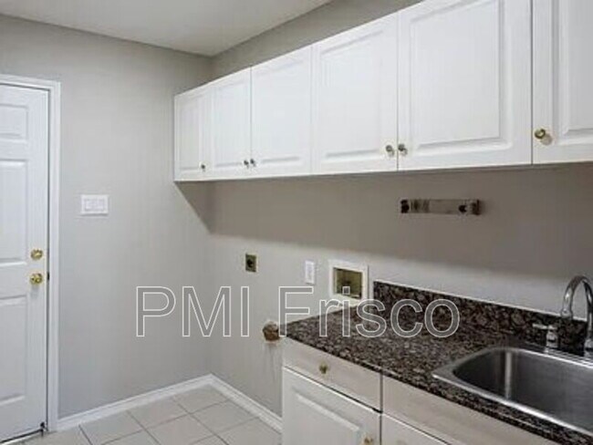 Building Photo - 9812 Enmore Ln