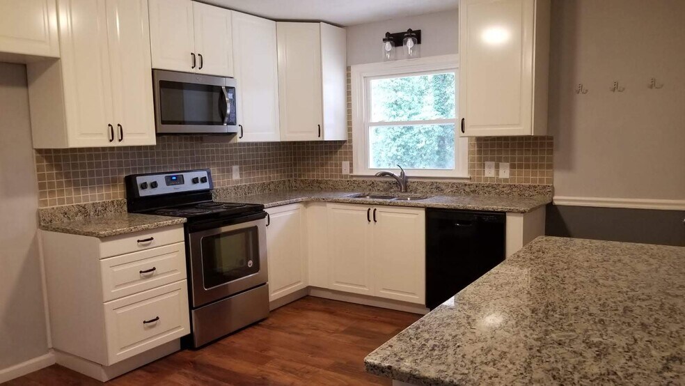 Building Photo - 1871 Cameo Ct