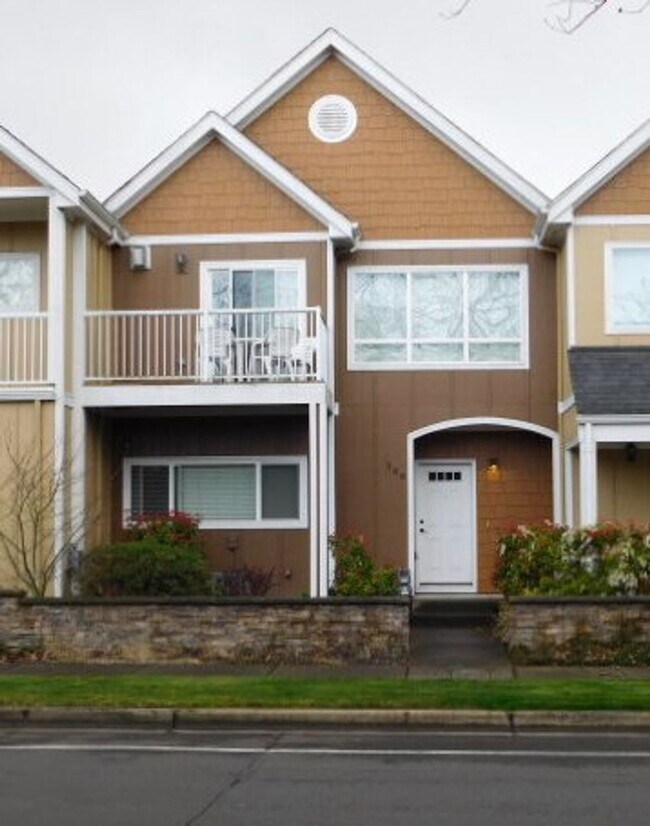 Building Photo - 3Bd/2Ba Two story townhouse - Available soon!