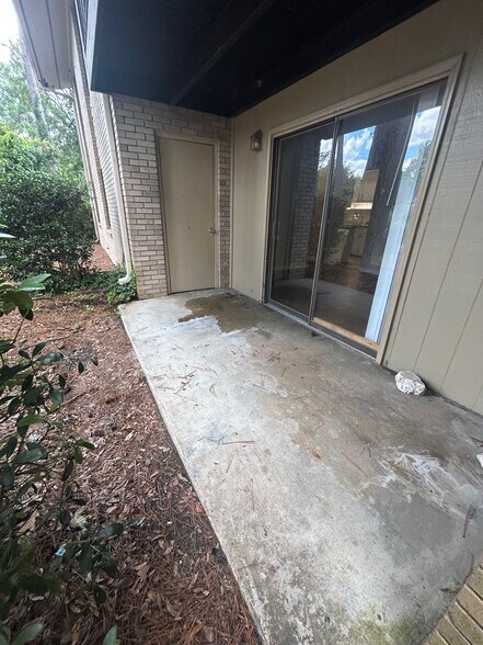 Back Patio - 103 Thornwell Ct