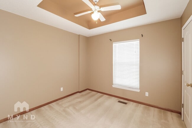 Building Photo - 911 McIntosh Cir