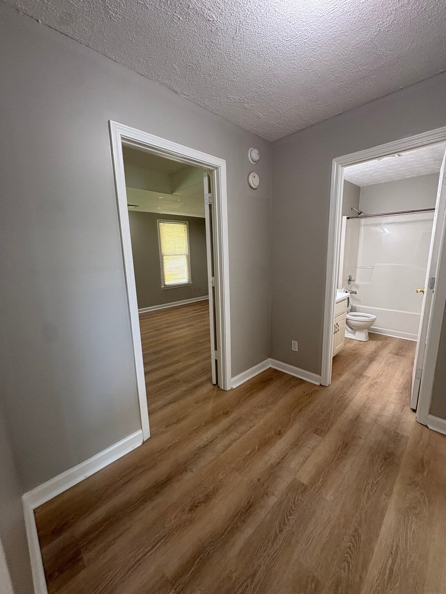 Building Photo - 2700 Fort Daniels Dr