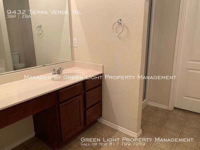 Building Photo - 9432 Tierra Verde Dr