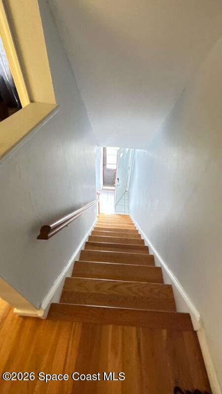 Building Photo - 120 E Colonial Ct
