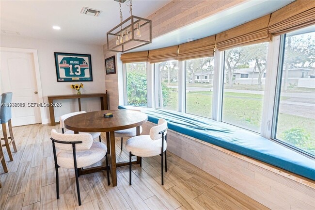 Building Photo - North 40th Avenue, Hollywood, FL 33021 - 4 BR 3 BA house