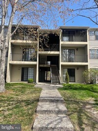 Building Photo - 99 Sussex Pl