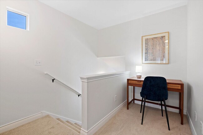 Building Photo - 344 Cajetan St