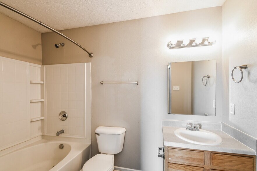 Building Photo - 7930 Caraway Ln