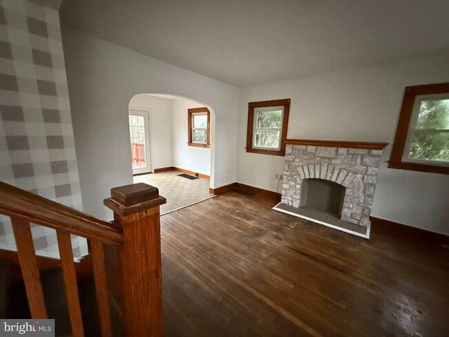 Building Photo - 9 W View Terrace