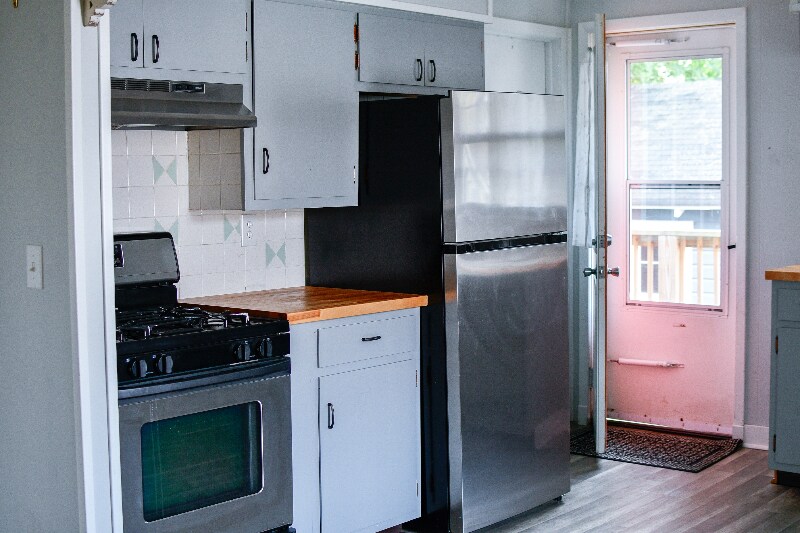 Building Photo - 308 Maple St