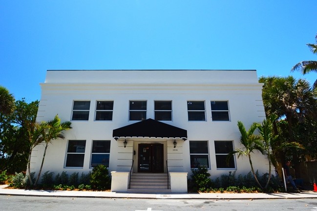 Building Photo - Palm Beach Ocean View Apartments