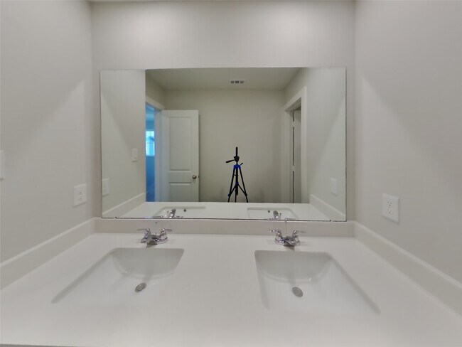 Building Photo - 22741 Terrazzo Dr