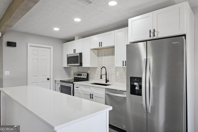 Building Photo - 3193 Nectarine Cir