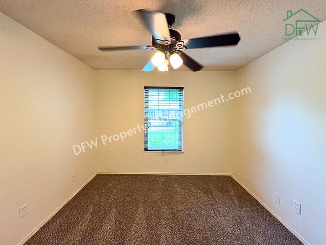 Building Photo - Charming 3-Bedroom Home for Lease in Arlington