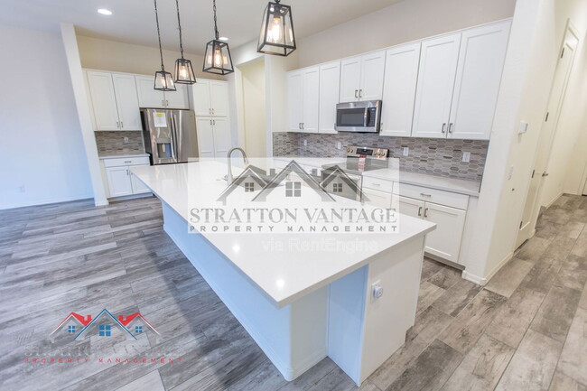 Building Photo - 1953 W Kinfield Trail