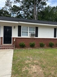 Building Photo - 469 Monetta St S E