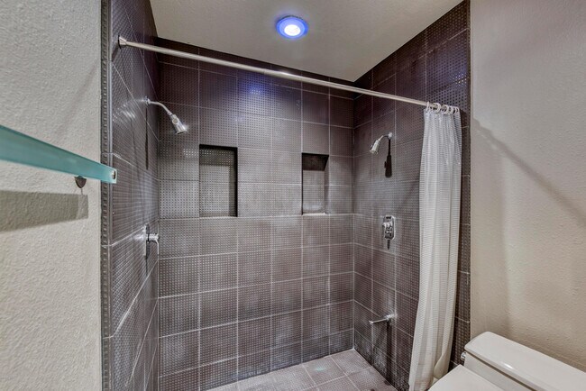 Building Photo - 7145 E McDonald Dr