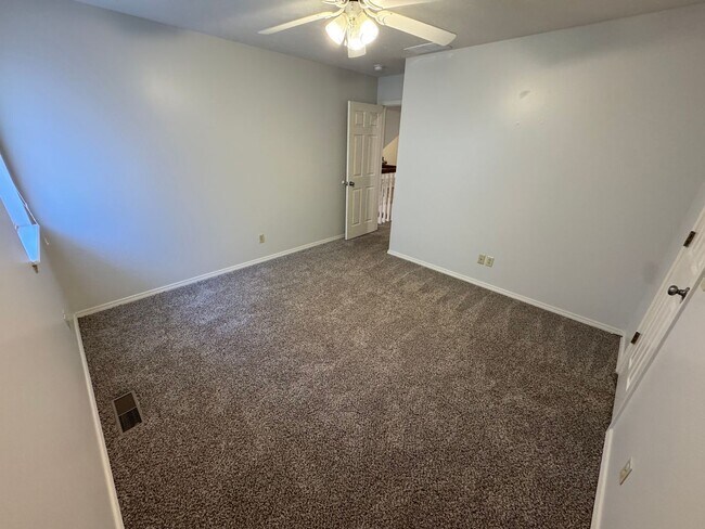 Building Photo - BEAUTIFUL PATIO  HOME IN NIXA