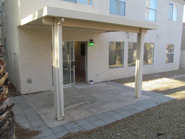 Building Photo - A Fabulous 4 Bedroom House in Peccole Ranch