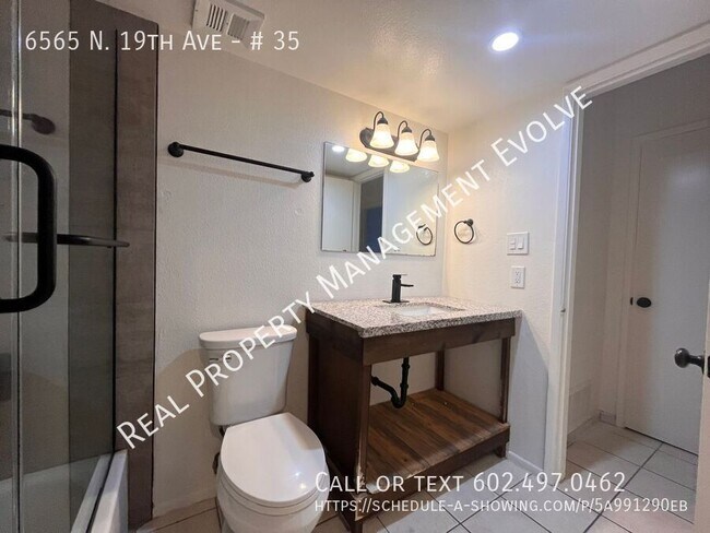 Building Photo - 6565 N 19th Ave