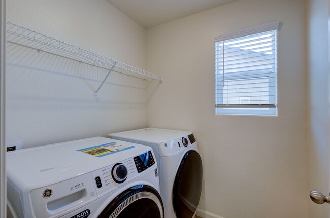 Building Photo - 6313 E Meritage Dr