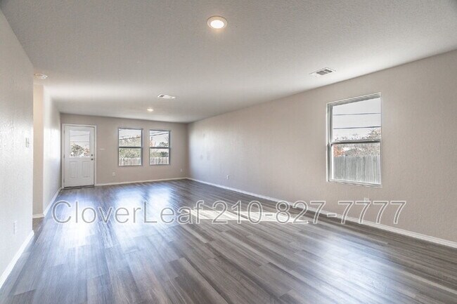 Building Photo - 302 Pradera Cove