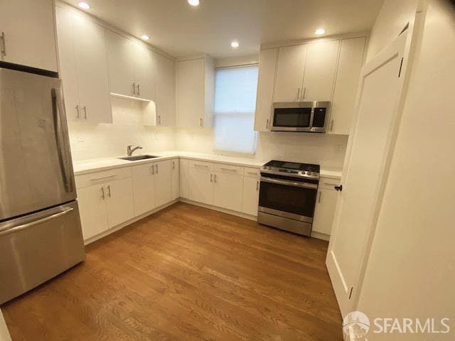 Building Photo - 2385 18th Ave