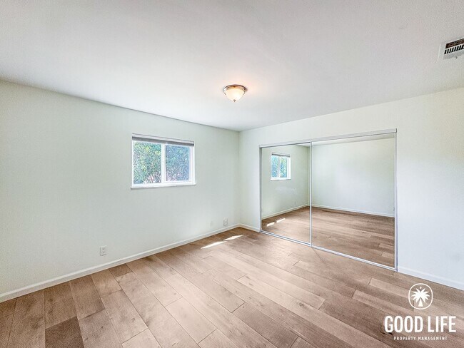 Building Photo - SD: 3BD/2BA Home in Oceanside with Private Backyard, Wood-Burning Stove & In-Unit Laundry