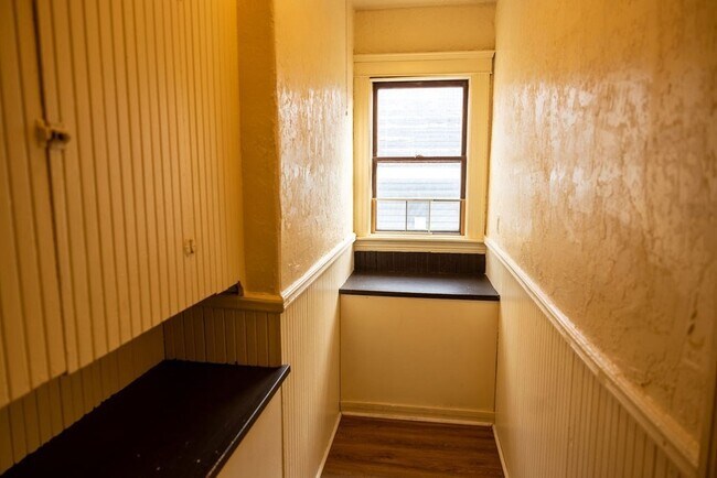 Building Photo - 42 Dorchester St