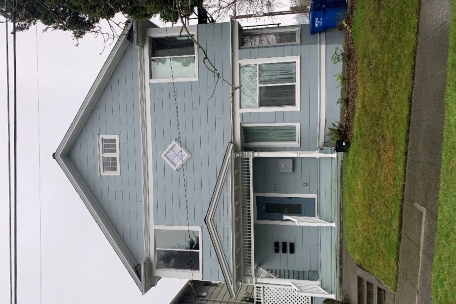 Building Photo - 1803 S Weller St