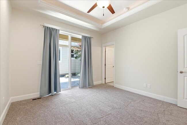 Building Photo - Single Story-3 Bedroom 2 Bathroom Home in a 55+ Community